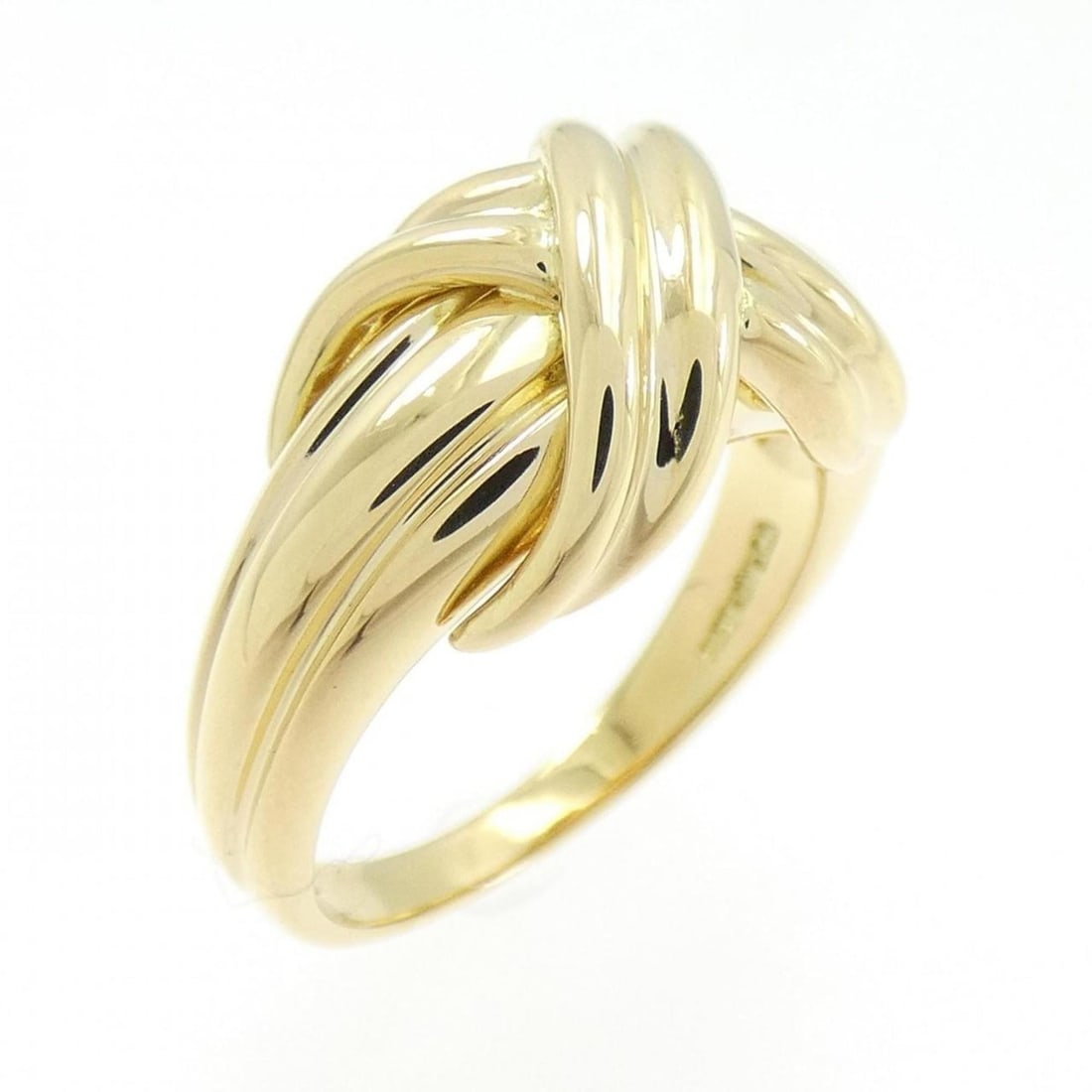 Tiffany Signature Ring: --- Catalog ---Category: SizeWidth: 10mm / 0.39''Weight: 7g / 0.24oz.JP Size: 10US Size: 5.5Category: DesignType: Band ringColor: YellowMetal: GoldGender: WomenMetal Purity: 18KCategory: GeneralBrand: