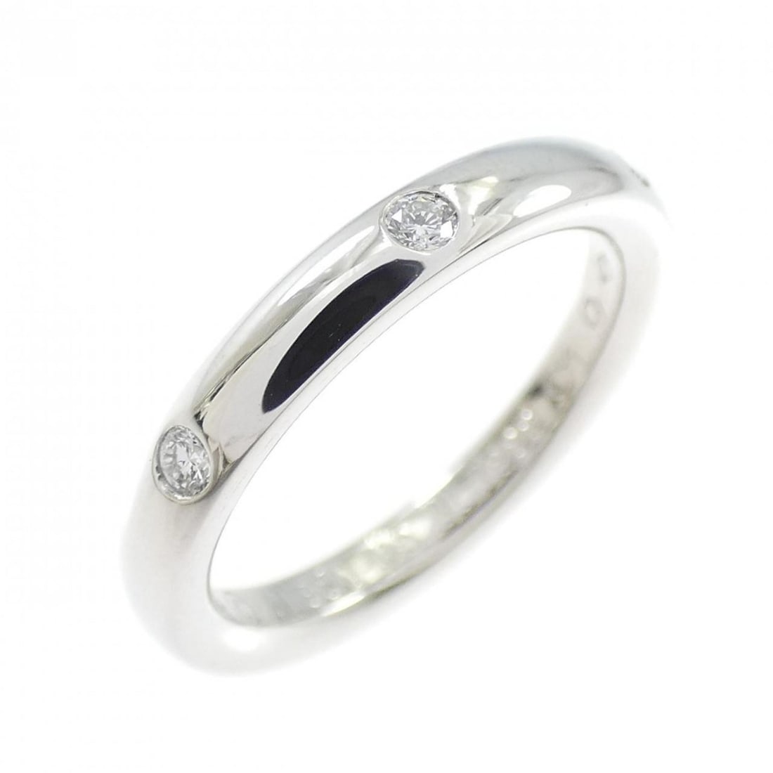 Van Cleef & Arpels Tendremont Etoile Ring: --- Catalog ---Category: SizeJP Size: 5US Size: 3.5Category: DesignColor: SilverGender: WomenMaterial: PlatinumCategory: GeneralMPN: VCARO9Y600Brand: Van Cleef & Arpels--- Item List ---Section: Condit