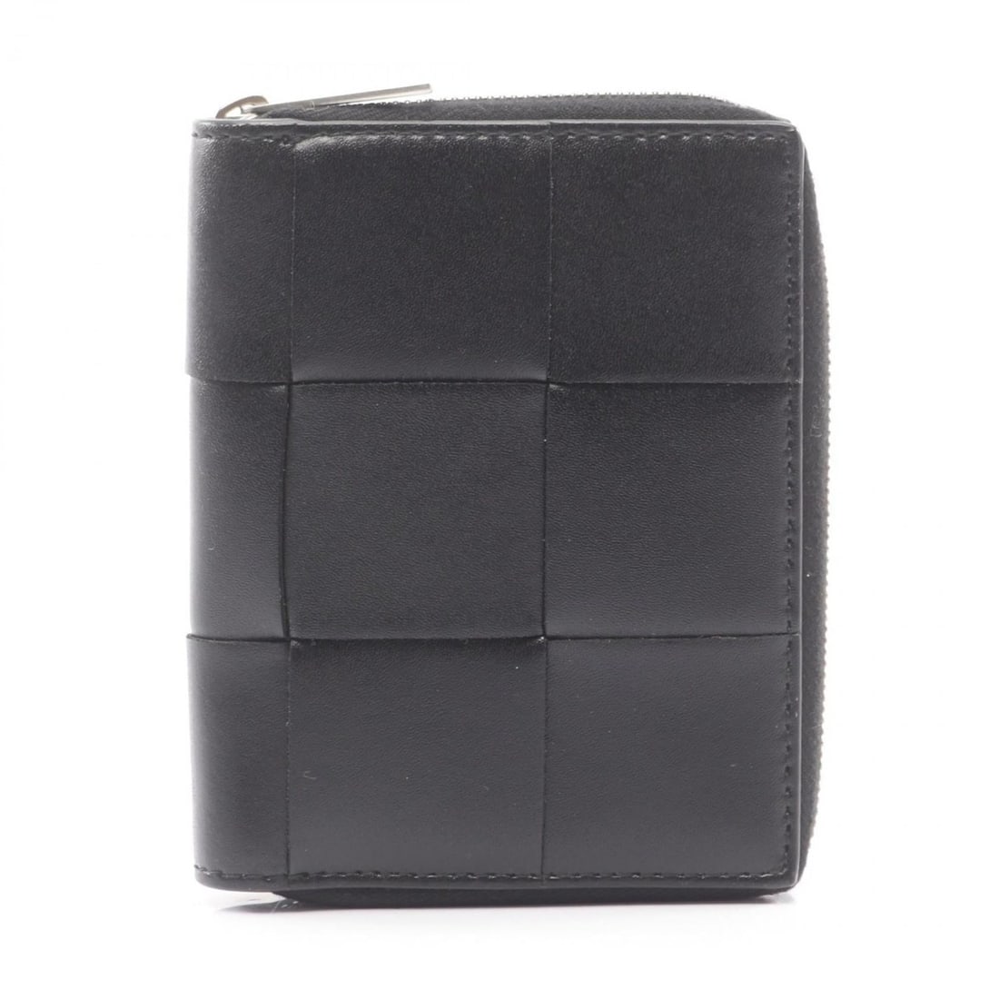 Bottega Veneta Maxi Intrecciato Round Wallet, Leather, Men's and Women's, Black: --- Catalog ---Category: SizeSize (HxWxD): 12cm x 9.5cm x 2cm / 4.72'' x 3.74'' x 0.78''Category: DesignType: Wallet (bi-fold)Color: BlackGender: Men,WomenMaterial: Leather Category: GeneralBrand: Bot