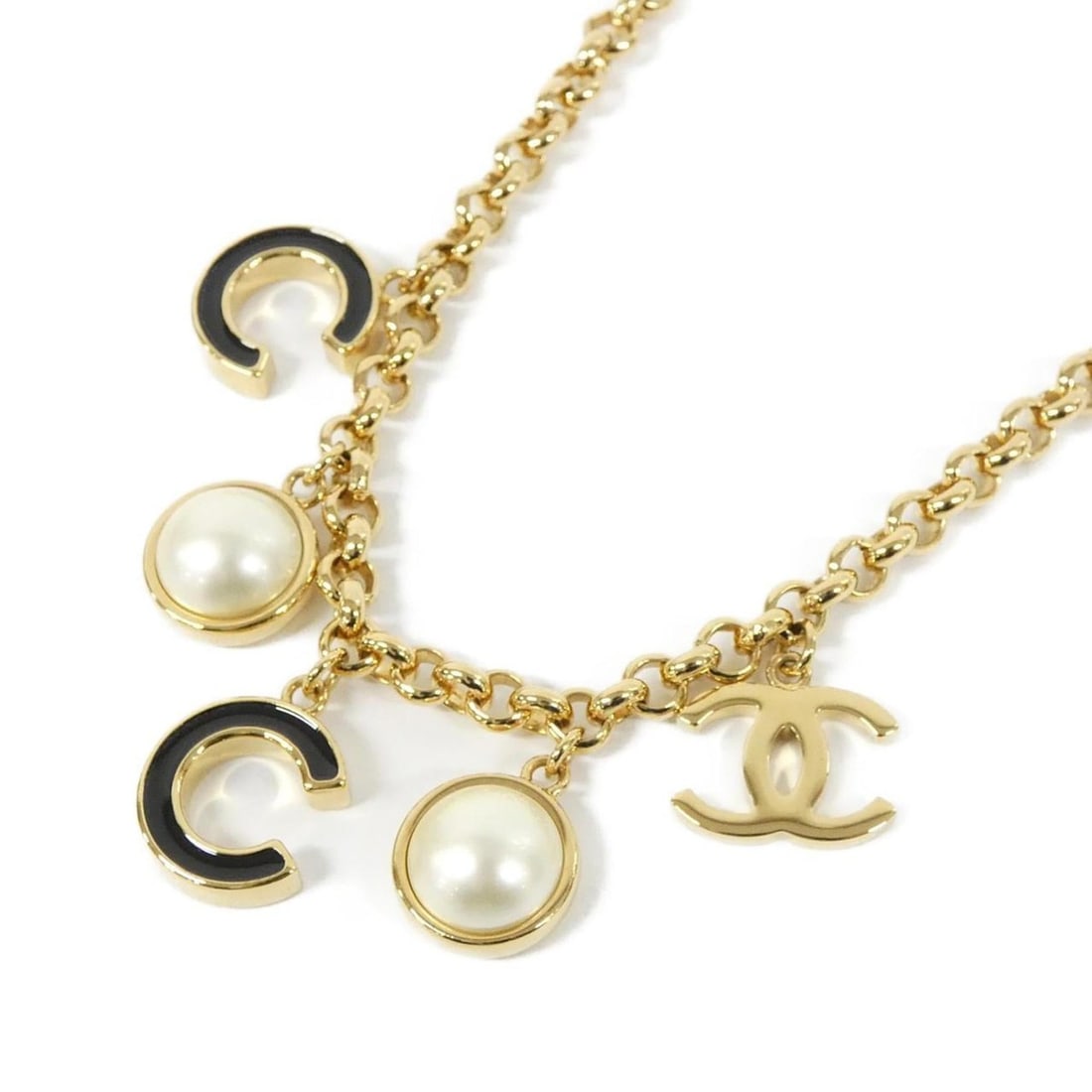 Chanel necklace (1 of 11)