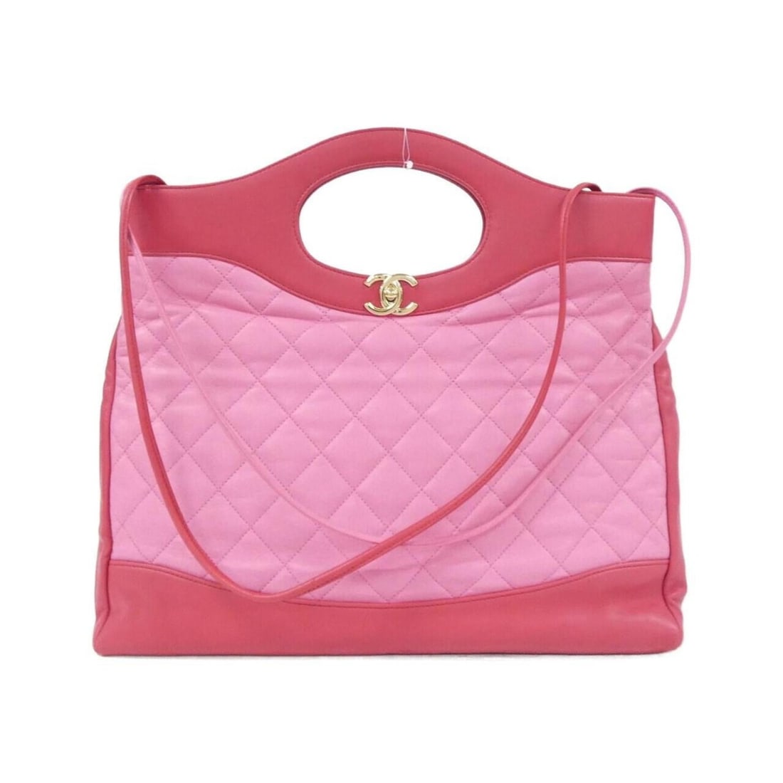 Chanel 31 Line 57977 Handbag: --- Catalog ---Category: SizeSize (HxWxD): 33cm x 39cm x 8cm / 12.99'' x 15.35'' x 3.14''Category: DesignType: HandbagColor: PinkGender: WomenClosure: StrapMaterial: Leather Leather/Fur Type: