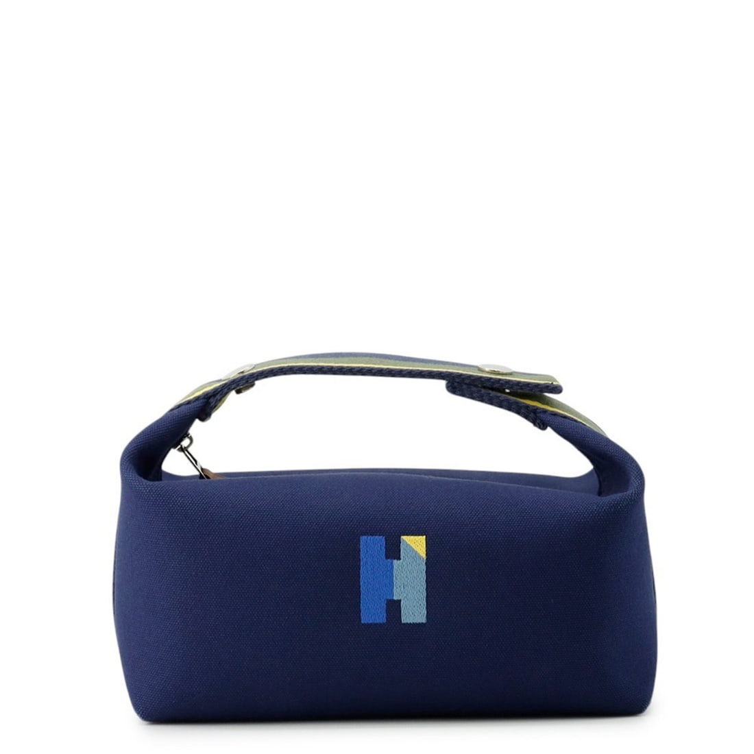 Hermès Brides à Black PM Pouch H Pavillon Marine/Canvas HERMES Bag: --- Catalog ---Category: SizeSize (HxWxD): 10cm x 21cm x 12cm / 3.93'' x 8.26'' x 4.72''Category: DesignType: PouchGender: Women,MenClosure: ZipperMaterial: Canvas Hardware Color: SilverCategory: Gene