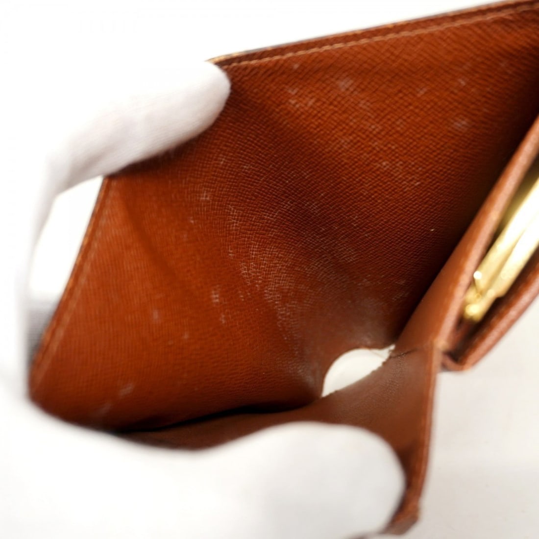 Cartier Engraved Ring - 9