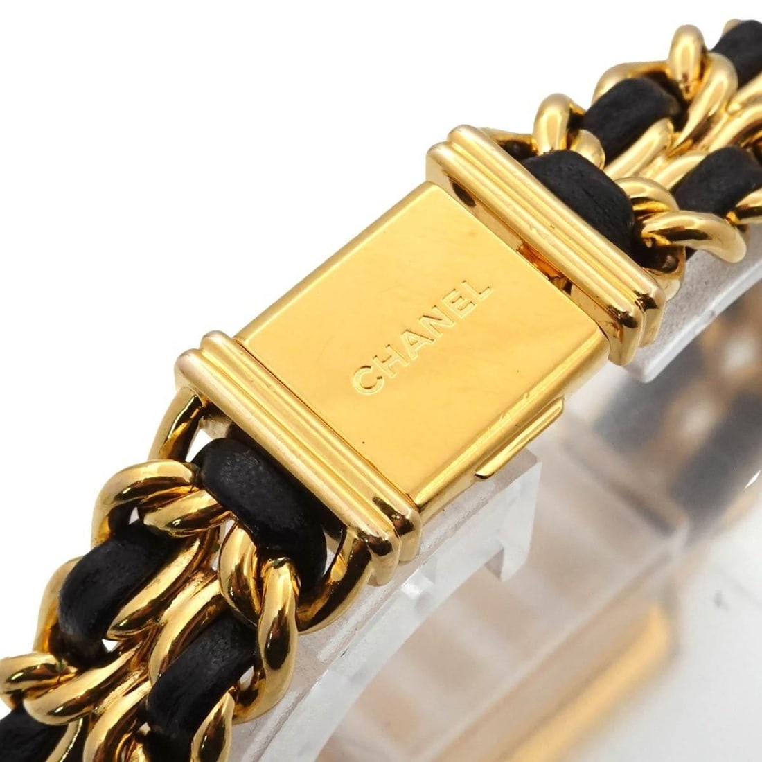 Van Cleef & Arpels Romance Ring - 7