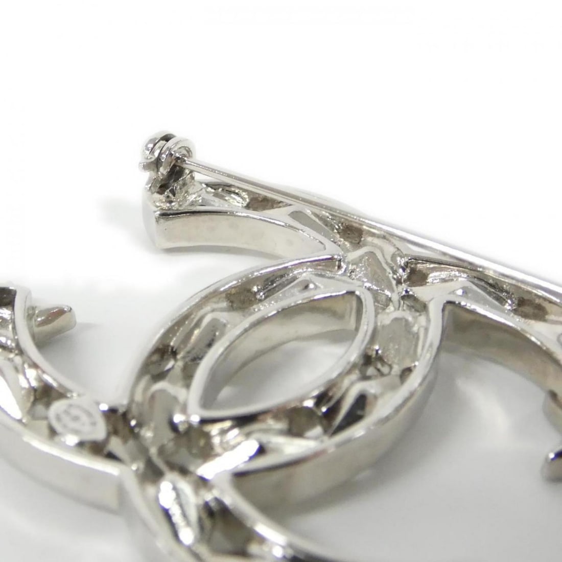 Chanel AB3302 Brooch - 3