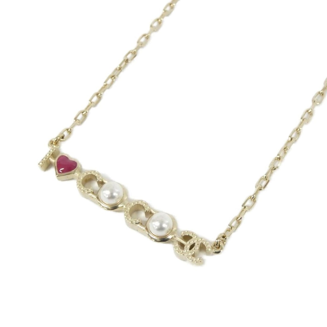 Chanel 98208 necklace: --- Catalog ---Category: SizePendant Size: 8mm x 57mm / 0.31'' x 2.24''Neck Circumference: 44 cm - 46.5 cm / 17.32'' - 18.3''Category: DesignColor: Gold, Red color, WhiteStone: Artificial