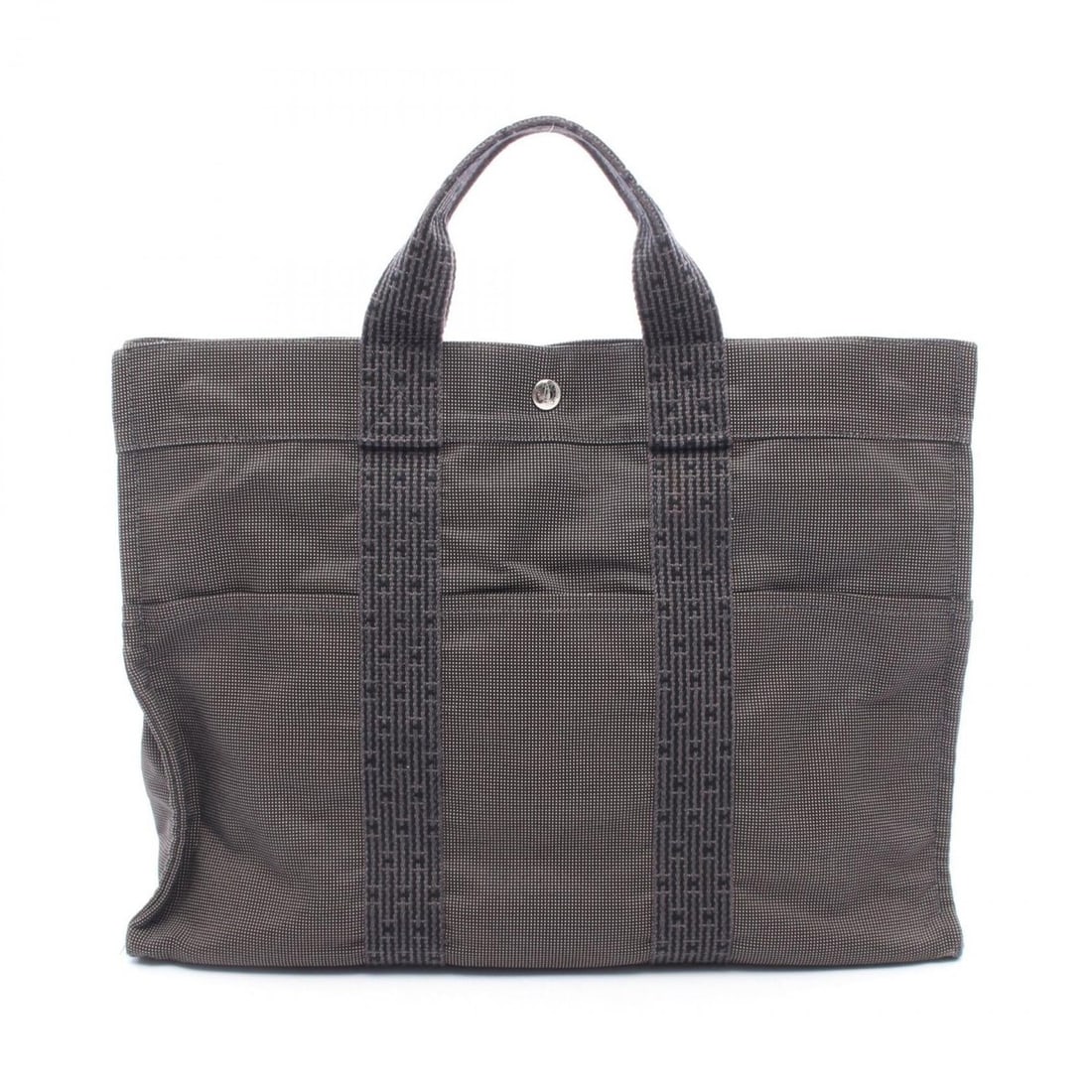 Hermes Hermès Air Line MM Tote Bag, Canvas/Nylon Canvas, Men's/Women's, Gray: --- Catalog ---Category: SizeSize (HxWxD): 32cm x 42cm x 11cm / 12.59'' x 16.53'' x 4.33''Category: DesignType: Tote bagColor: GrayGender: Men,WomenMaterial: Nylon canvas , Canvas Hardware Color: Silv
