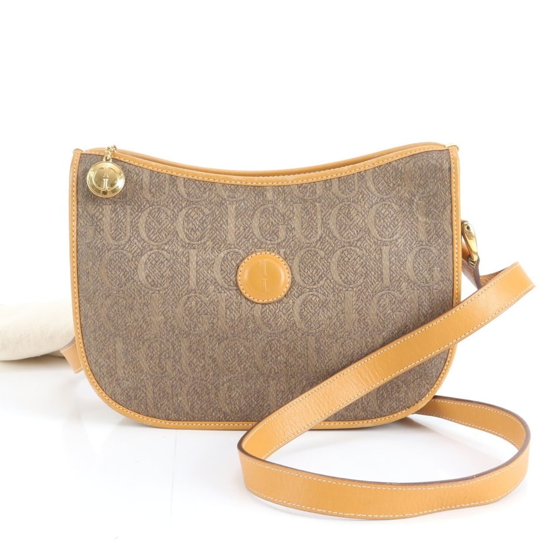 Gucci Logo Jacquard 007 29 3104 Leather Canvas Shoulder Bag for Women: --- Catalog ---Category: SizeSize (HxWxD): 11cm x 24cm x 7cm / 4.33'' x 9.44'' x 2.75''Category: DesignType: Shoulder bagColor: BrownGender: WomenMaterial: Leather , Canvas Category: GeneralMPN: 007 2