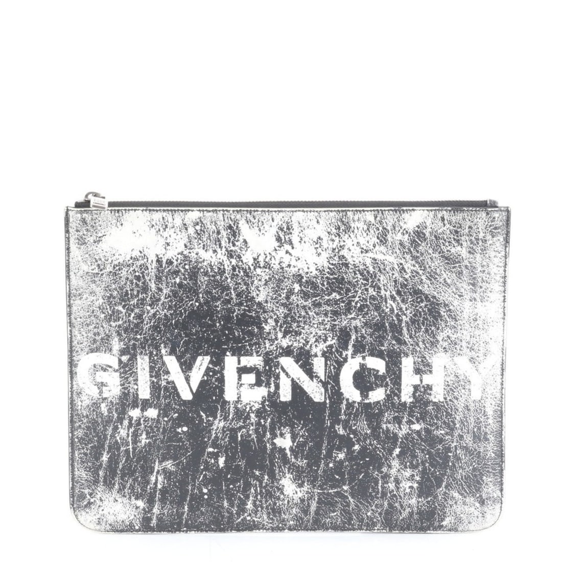 Givenchy logo distressed leather clutch bag/pouch in black for men: --- Catalog ---Category: SizeSize (HxWxD): 23cm x 29cm x 1cm / 9.05'' x 11.41'' x 0.39''Category: DesignType: Clutch bag, PouchColor: BlackGender: MenMaterial: Leather Category: GeneralBrand: Givenchy