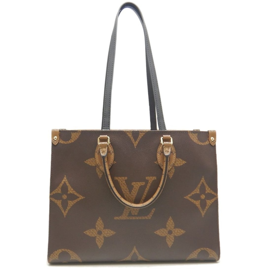LOUIS VUITTON Monogram Giant On the Go MM M45321 Tote Bag, Brown, Women's, 253533: --- Catalog ---Category: SizeSize (HxWxD): 27cm x 35cm x 14cm / 10.62'' x 13.77'' x 5.51''Category: DesignType: Tote bagColor: BrownGender: WomenMaterial: PVC Category: GeneralMPN: M45321Brand: Louis