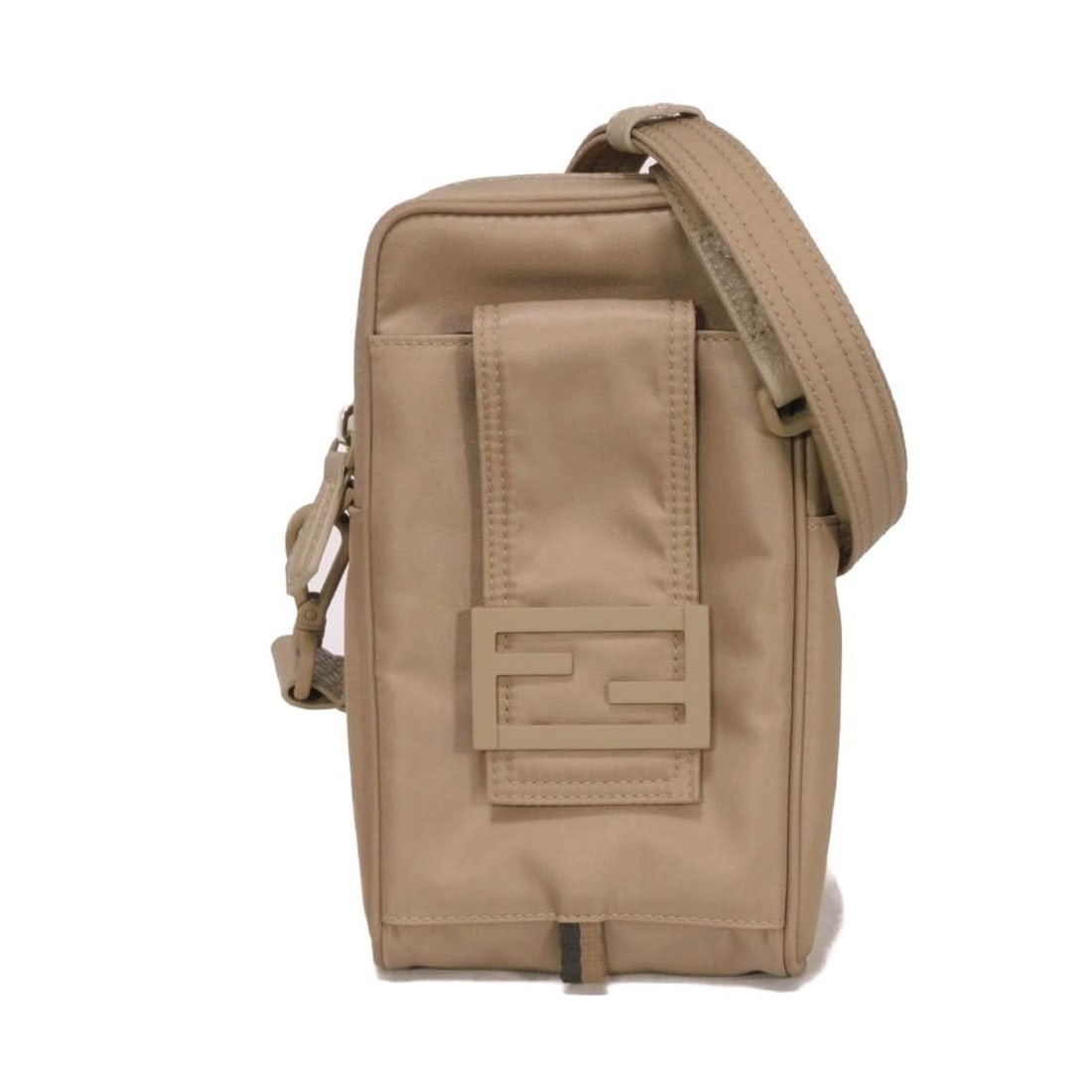 FENDI Baguette Phone Pouch Shoulder Bag in Gray and Beige, Made of Nylon, FF, 7AS056 AG0P F0TX9,: --- Catalog ---Category: SizeSize (HxWxD): 19.5cm x 10.5cm x 4cm / 7.67'' x 4.13'' x 1.57''Category: DesignType: Pochette, Pouch, Shoulder bagColor: GrayishGender: Men,WomenMaterial: Nylon Category: G