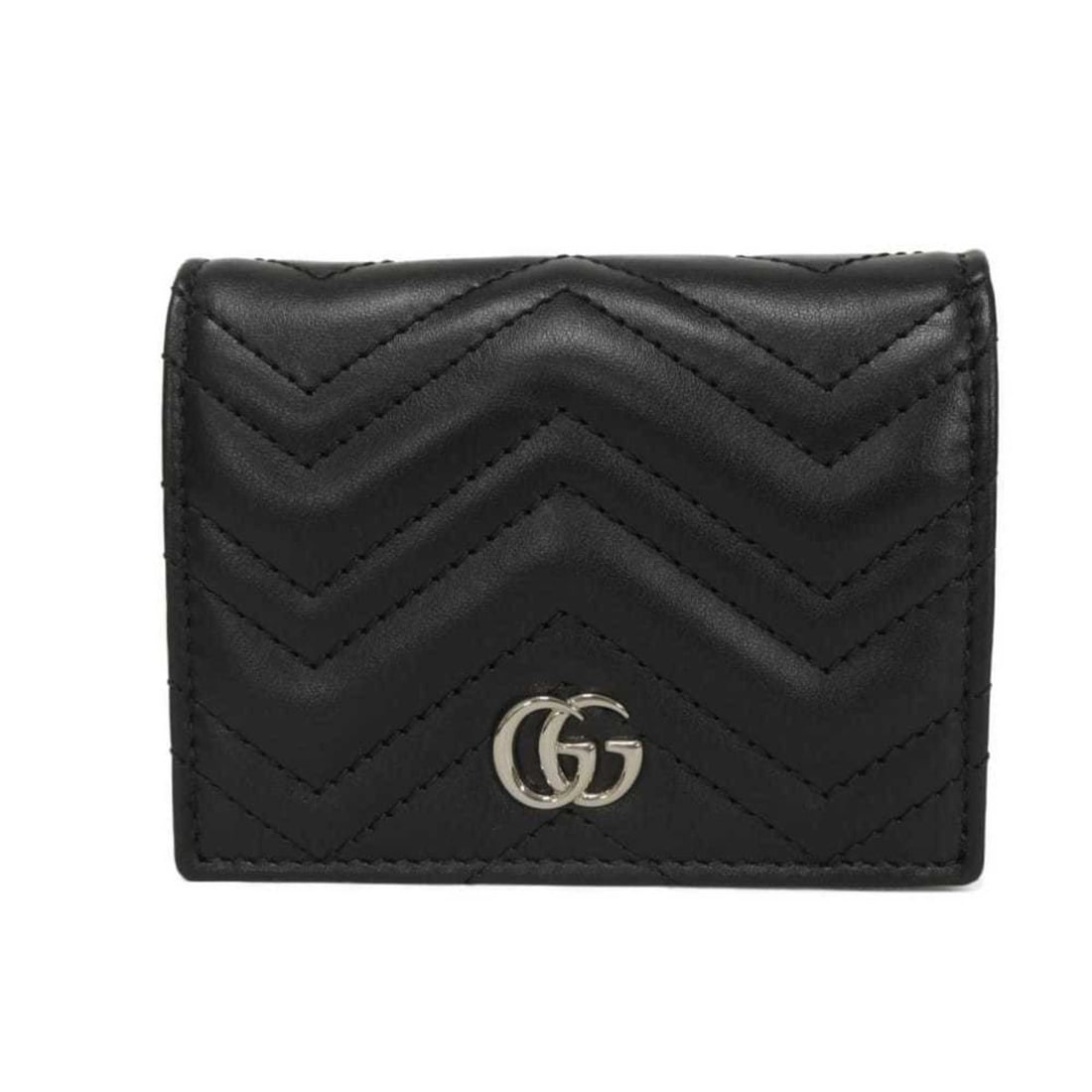 Gucci Double G Mini Wallet with Chevron Quilted Stitching and GG Marmont Design, Black, 466492 AAET8: --- Catalog ---Category: SizeSize (HxWxD): 8.5cm x 11cm x 3cm / 3.34'' x 4.33'' x 1.18''Category: DesignType: Wallet (bi-fold)Color: BlackGender: Men,WomenMaterial: Quilting , Leather Leather/Fur Type