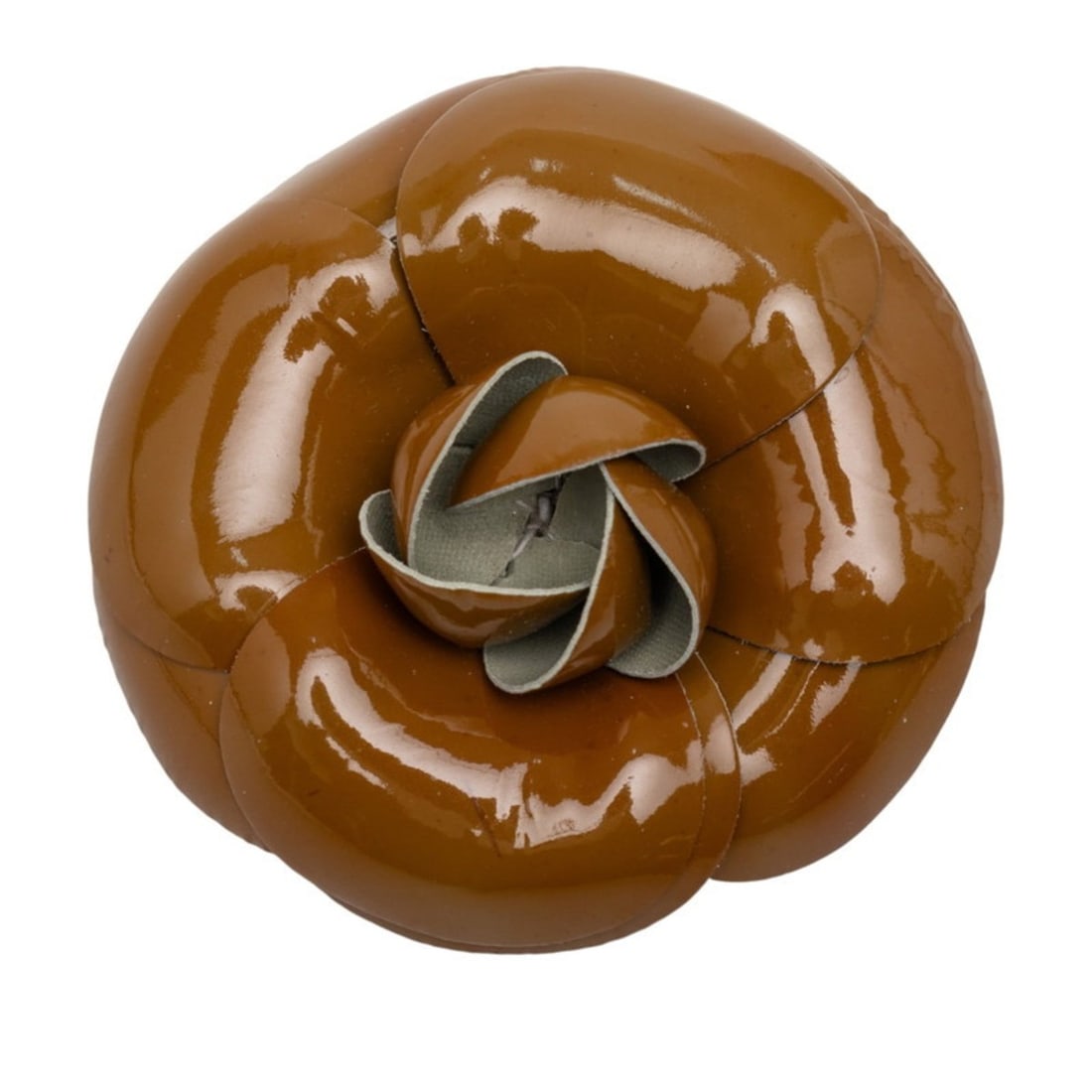 CHANEL Camellia Brooch Corsage Brown Plastic Women's: --- Catalog ---Category: SizeSize (HxWxD): 9.19cm x 8.43cm / 3.61'' x 3.31''Category: DesignType: BroochColor: BrownGender: WomenMaterial: PlasticCategory: GeneralLine: CamelliaBrand: Chanel--- Item L