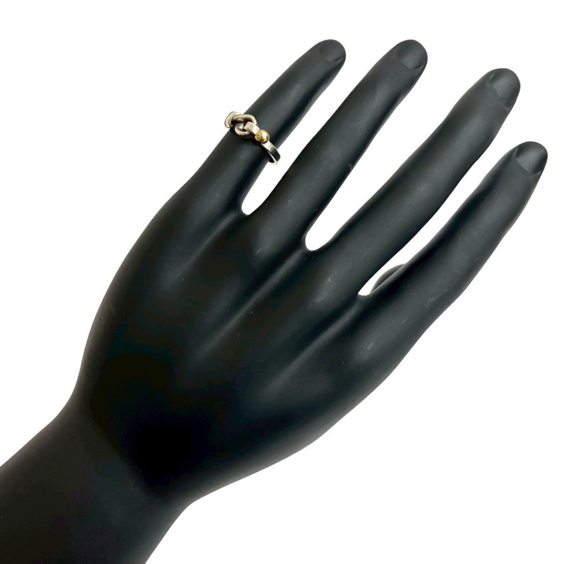 TIFFANY & Co. Tiffany Hook Eye Love Knot Ring, 925 Sterling Silver, 18K Gold, Size 10, 357-2: --- Catalog ---Category: SizeJP Size: 10US Size: 5.5Category: DesignType: Band ringColor: Gold, SilverGender: WomenMaterial: Silver 925, Yellow gold (18K)Category: GeneralBrand: Tiffany--- Item List -