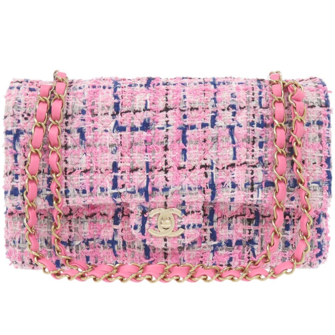 Like new Chanel Matelasse 25 double flap tweed shoulder bag in pink with gold hardware, size 0345: --- Catalog ---Category: SizeSize (HxWxD): 16cm x 25cm x 6.5cm / 6.29'' x 9.84'' x 2.55''Category: DesignType: Shoulder bagColor: PinkGender: WomenMaterial: Tweed Category: GeneralBrand: ChanelCountry