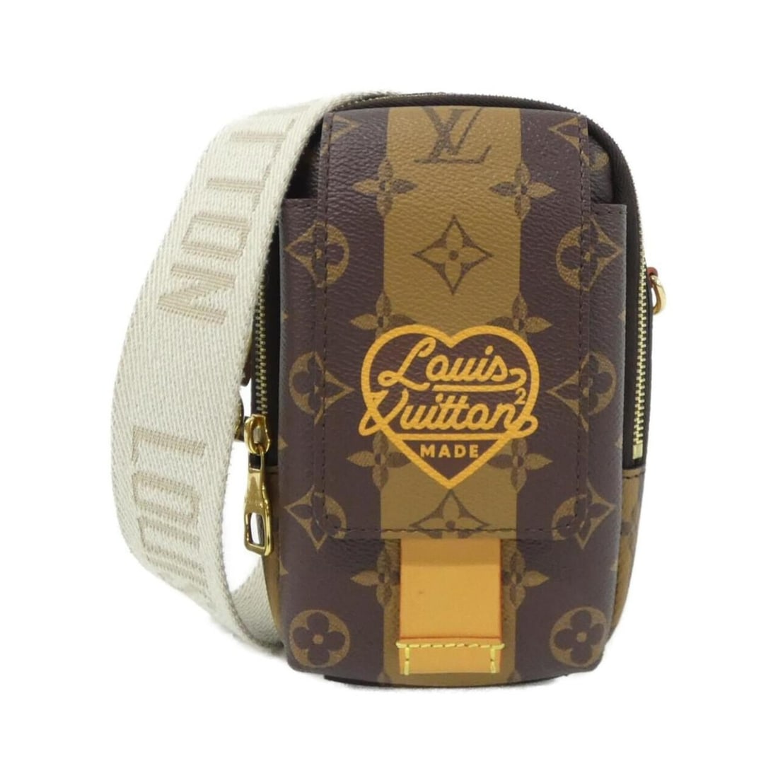 Louis Vuitton Monogram Stripe (LV Squared) Double Phone Handbag Pouch M81005 Shoulder Bag: --- Catalog ---Category: SizeSize (HxWxD): 18cm x 11cm x 5cm / 7.08'' x 4.33'' x 1.96''Category: DesignType: Handbag, Pouch, Shoulder bagColor: MarronGender: Women,MenMaterial: Coated canvas Category: