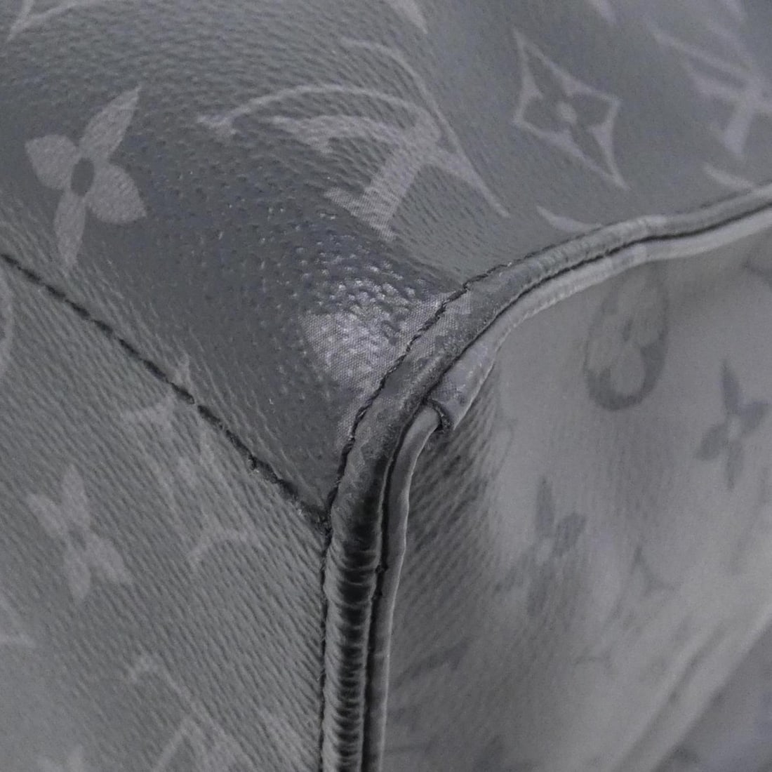 Louis Vuitton Monogram Eclipse Reverse Cabas Zip GM M45379 Handbag - 3