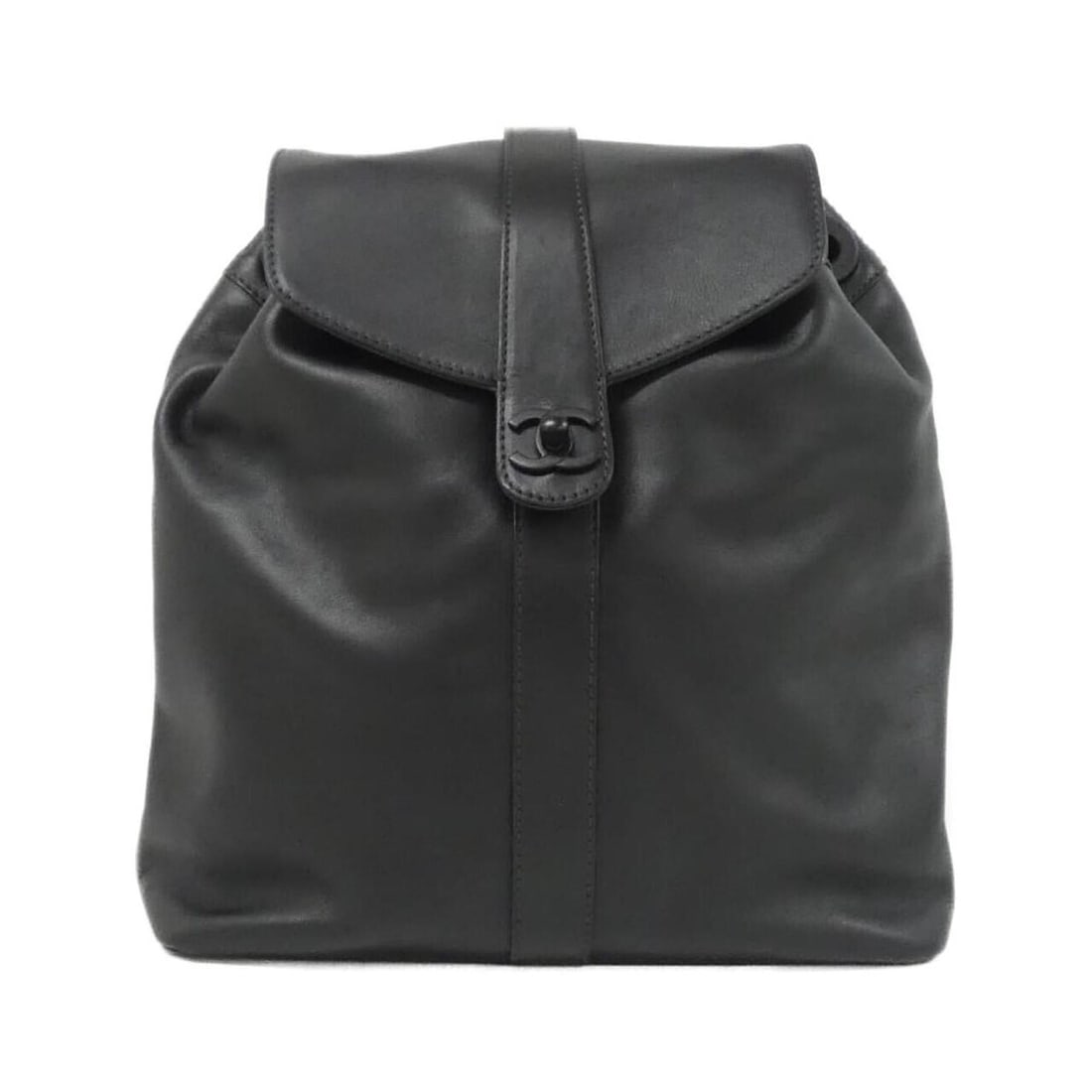 Chanel backpack: --- Catalog ---Category: SizeSize (HxWxD): 29cm x 27.5cm x 11cm / 11.41'' x 10.82'' x 4.33''Category: DesignType: BackpackColor: BlackGender: WomenMaterial: Leather Category: GeneralBrand: Chanel---