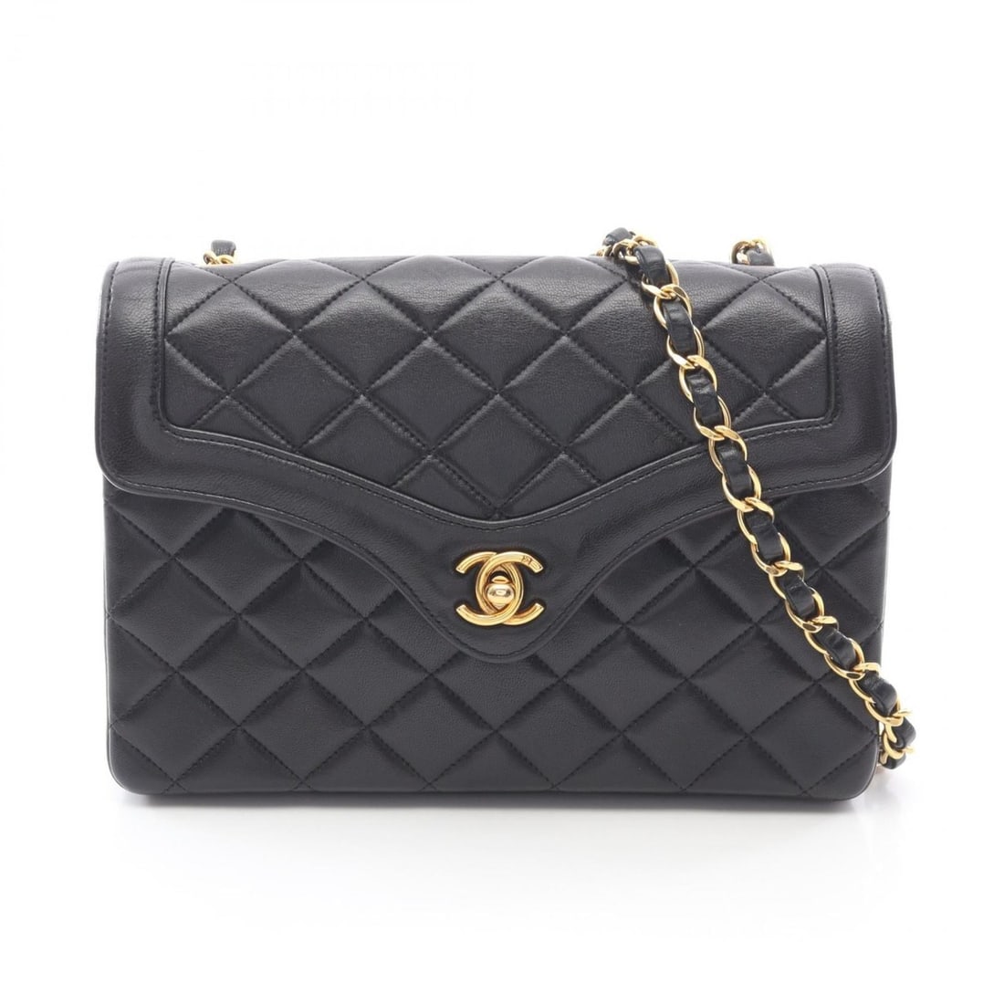 CHANEL Matelasse Shoulder Bag, Lambskin Leather, Women's, Black: --- Catalog ---Category: SizeSize (HxWxD): 15cm x 21cm x 7cm / 5.9'' x 8.26'' x 2.75''Category: DesignType: Shoulder bagColor: BlackGender: WomenMaterial: Leather Leather/Fur Type: LambskinCategory: G