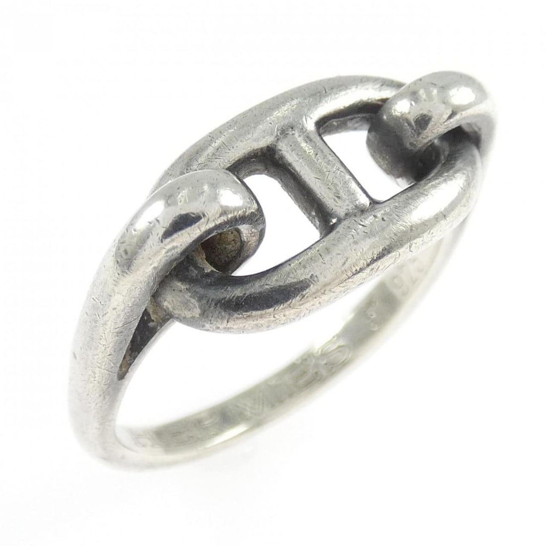 Hermes 925 ring: --- Catalog ---Category: SizeUS Size: 6Brand Size: 51Category: DesignType: Band ringColor: SilverGender: WomenMaterial: Silver 925Category: GeneralBrand: Hermes--- Item List ---Section: ConditionRanki