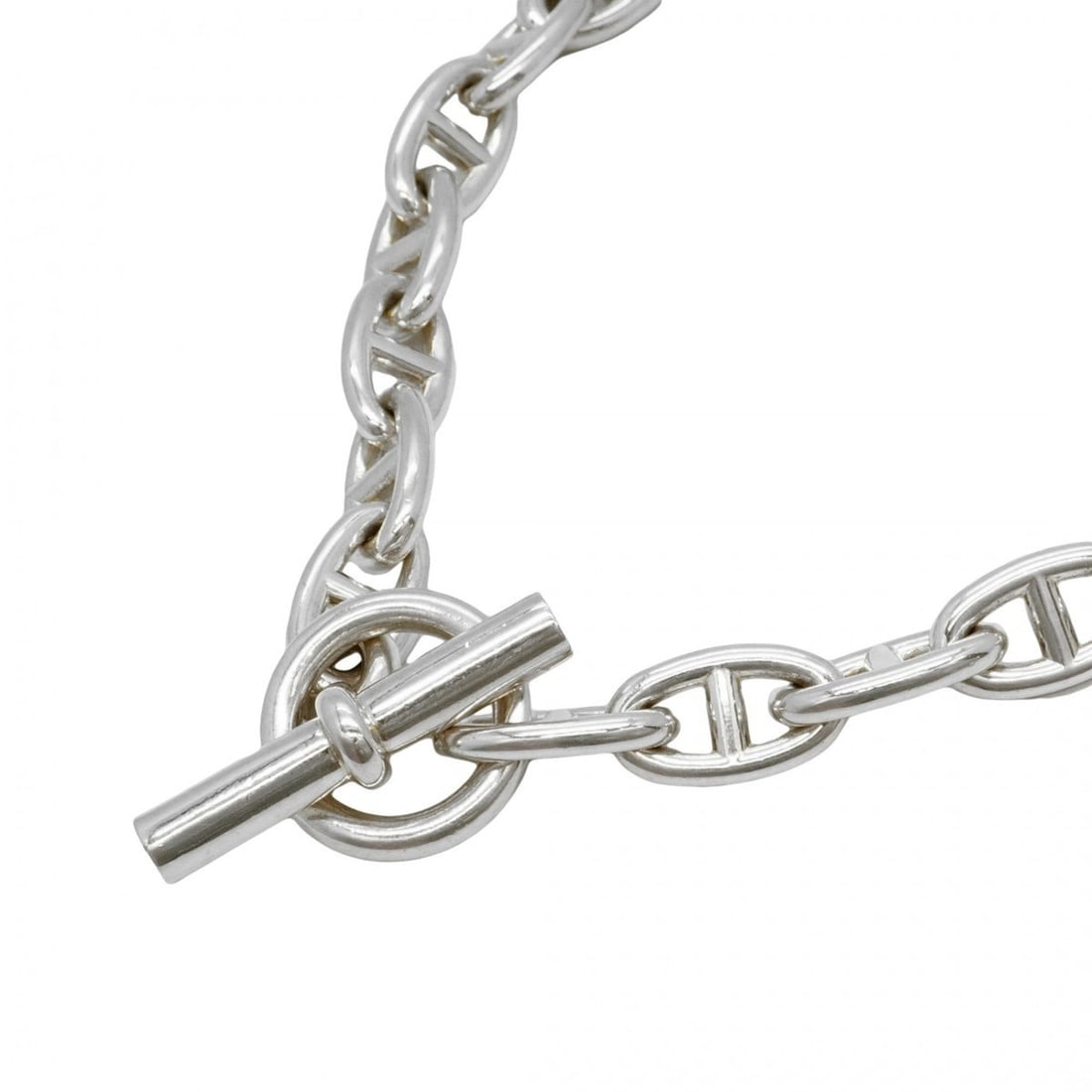 Hermes Hermès Chaine d'Ancre Necklace, GM, 29 Links, Silver 925, Men's/Women's: --- Catalog ---Category: SizeNeck Circumference: 44 cm / 17.32''Category: DesignGender: Men,WomenMaterial: Silver 925Necklace Type: NecklaceCategory: GeneralBrand: Hermes--- Item List ---Section: Cond