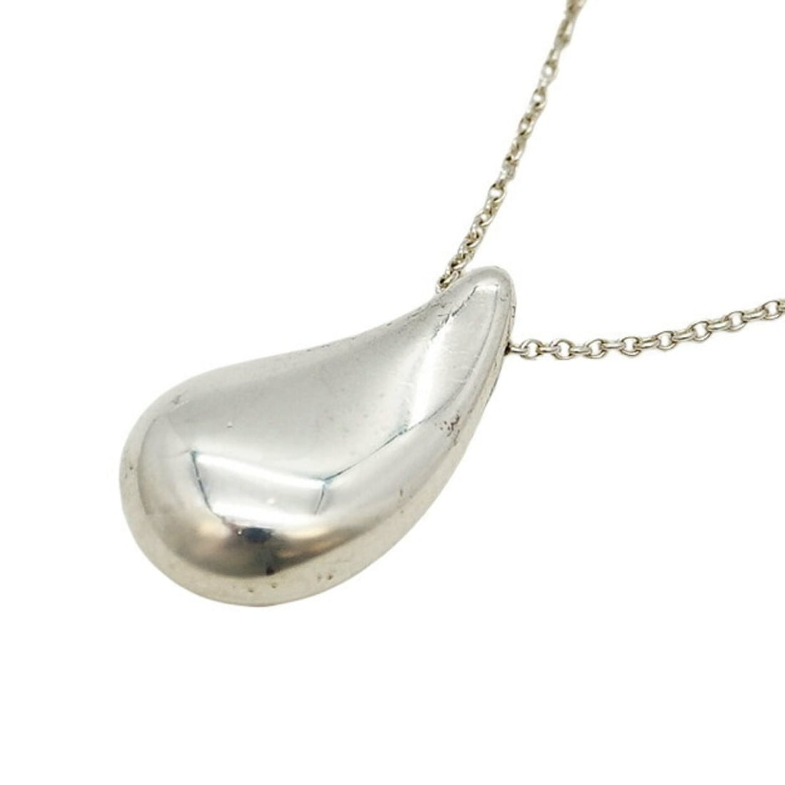 Tiffany Teardrop Necklace, Large, Silver 925, Women's: --- Catalog ---Category: SizePendant Size: 21.5mm x 12mm / 0.84'' x 0.47''Neck Circumference: 62.5 cm / 24.6''Category: DesignGender: WomenMaterial: Silver 925Necklace Type: NecklaceCategory: GeneralB