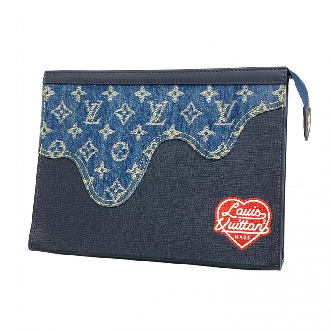 Louis Vuitton Monogram Drip Pochette Voyage MM Clutch Bag M45961 Navy Blue Men's: --- Catalog ---Category: SizeSize (HxWxD): 20cm x 27cm x 6cm / 7.87'' x 10.62'' x 2.36''Category: DesignType: Clutch bagColor: Blue, NavyGender: MenCategory: GeneralMPN: M45961Brand: Louis Vuitton---