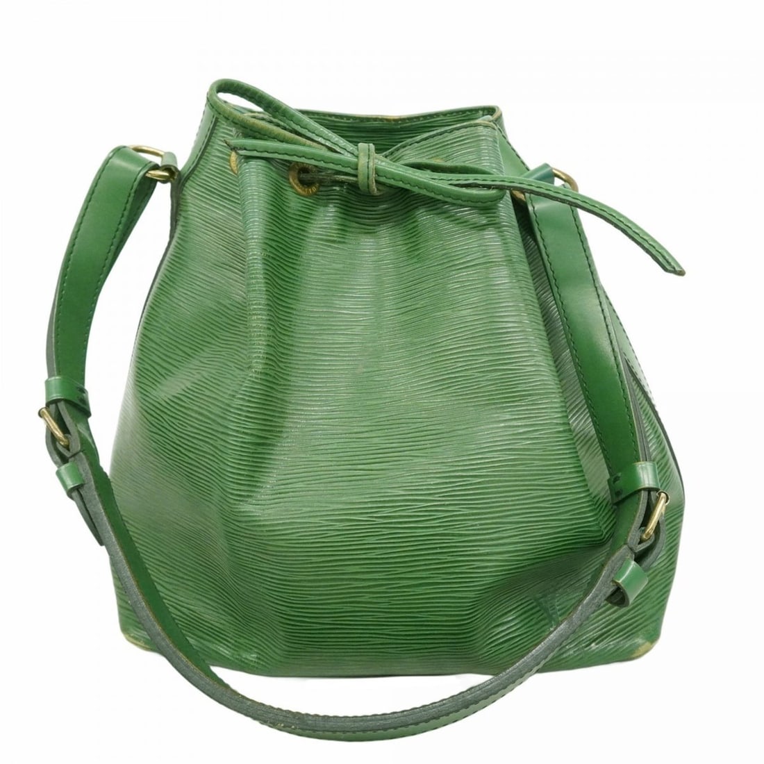 Louis Vuitton Epi Petit Noe Shoulder Bag M44104 Borneo Green for Women: --- Catalog ---Category: SizeSize (HxWxD): 27cm x 25cm x 18.5cm / 10.62'' x 9.84'' x 7.28''Category: DesignType: Shoulder bagColor: Borneo greenGender: WomenCategory: GeneralMPN: M44104Brand: Louis Vu
