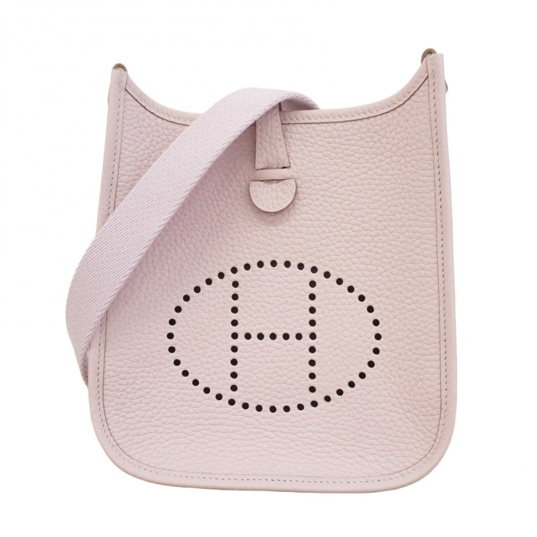 Hermes Hermès Evelyn TPM Shoulder Bag in Taurillon Clemence Mauve Pale with Double Stamp for Women: --- Catalog ---Category: SizeSize (HxWxD): 18.5cm x 18cm x 5.5cm / 7.28'' x 7.08'' x 2.16''Category: DesignType: Shoulder bagGender: WomenMaterial: Taurillon clemence leather Hardware Color: SilverCat