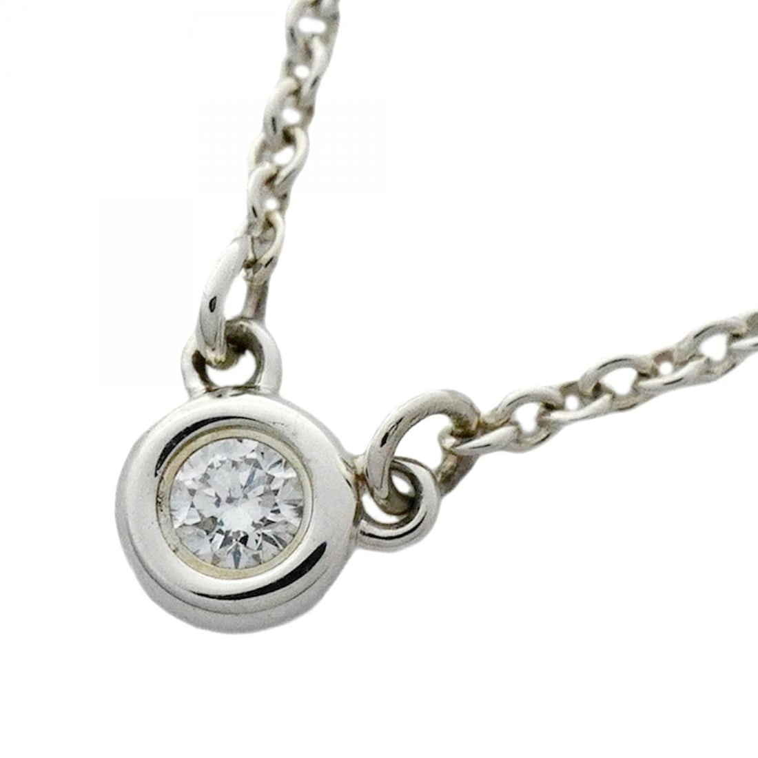 Tiffany Necklace By the Yard 1PD Silver 925 Diamond Women's: --- Catalog ---Category: SizePendant Size: 4.2mm x 4.7mm / 0.16'' x 0.18''Neck Circumference: 41 cm / 16.14''Category: DesignStone: DiamondGender: WomenMaterial: Silver 925Necklace Type: NecklaceCateg