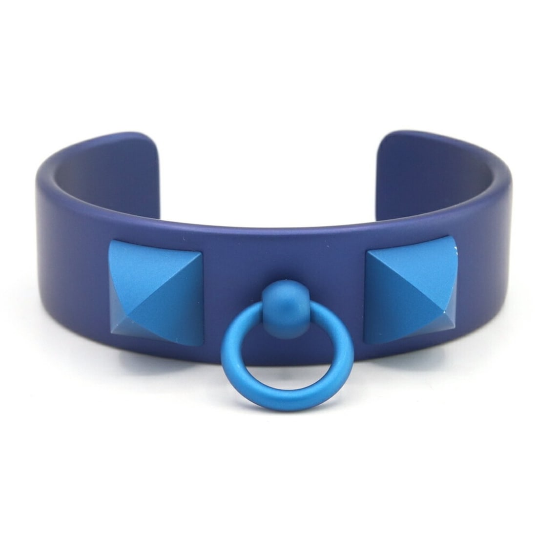 Hermès Medor Aluminum Sunset Blue Ankle Metal Bracelet with Studs and Matte Texture, Women's,: --- Catalog ---Category: SizeSize: T2Width: 1.6cm / 0.62''Length: 15cm / 5.9''Weight: 17.7g / 0.62oz.Category: DesignType: BangleColor: BlueGender: WomenMaterial: Aluminum, MetalCategory: GeneralLine: