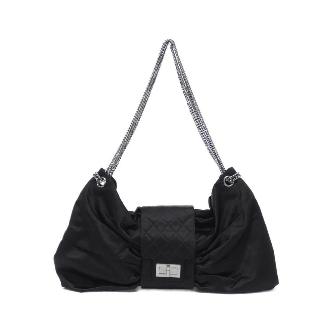 Chanel 38446 Shoulder Bag: --- Catalog ---Category: SizeWeight: 410g / 14.46oz.Size (HxWxD): 15cm x 38cm x 3cm / 5.9'' x 14.96'' x 1.18''Strap Length: 52cm / 20.47''Category: DesignType: Shoulder bagColor: BlackGender: WomenMat