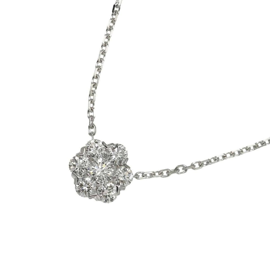 Van Cleef & Arpels Fleurette Diamond Necklace, Small, 42cm, 18K White Gold 750: --- Catalog ---Category: SizePendant Size: 8.4mm x 8.3mm / 0.33'' x 0.32''Neck Circumference: 42 cm / 16.53''Category: DesignGender: WomenMaterial: White gold (18K)Necklace Type: NecklaceCategory: Gen