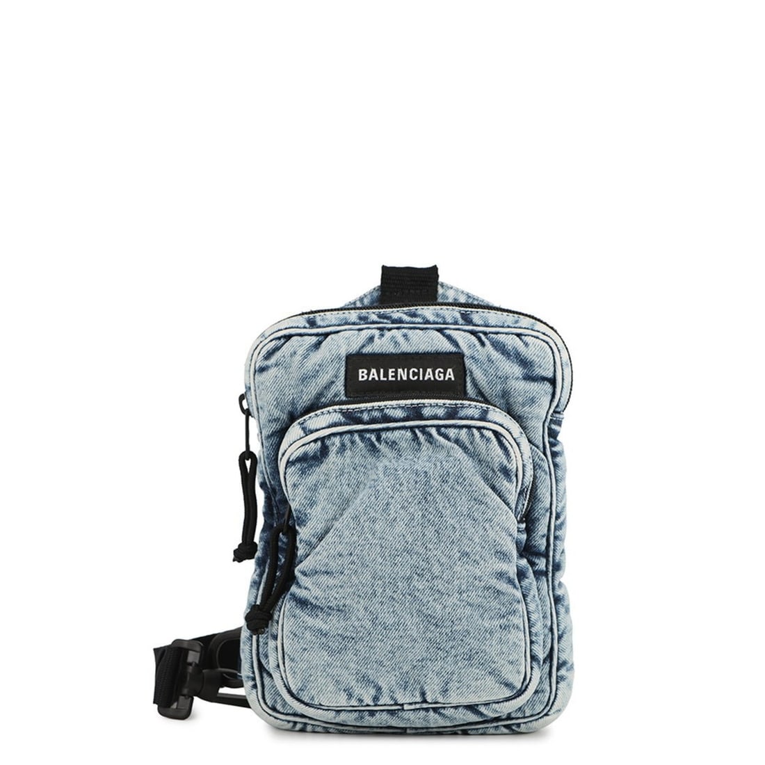 Balenciaga Puffy Denim Body Bag/Crossbody Bag 620260 BALENCIAGA: --- Catalog ---Category: SizeSize (HxWxD): 21cm x 16.5cm x 6cm / 8.26'' x 6.49'' x 2.36''Category: DesignType: Messenger bag, Sling bagColor: BlueGender: WomenMaterial: Denim Category: GeneralBrand: B