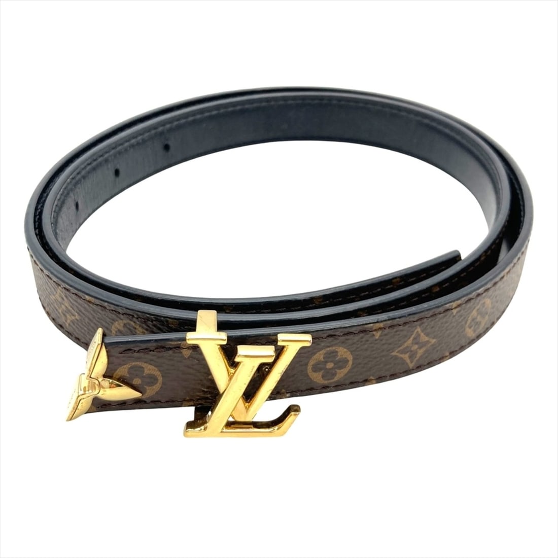 Louis Vuitton Pretty Belt, 20mm Reversible Monogram Canvas and Leather 95cm, M8232, BC5213: --- Catalog ---Category: SizeWidth: 2cm / 0.78''Length: 70cm - 80cm / 27.55'' - 31.49''Buckle Size: 2.5cm x 3cm / 0.98'' x 1.18''Category: DesignType: Standard beltGender: MenReversible: YesMaterial (