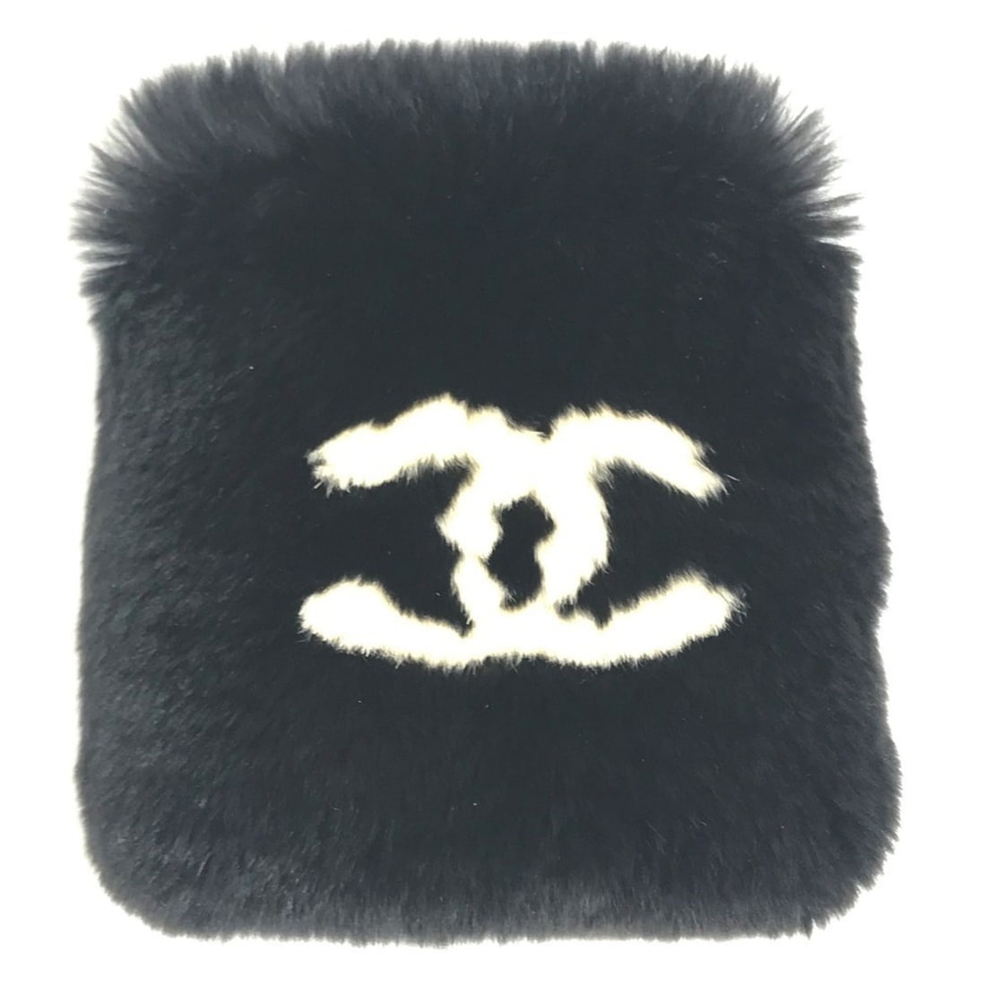 CHANEL CC Coco Mark Logo Fur Bangle Bracelet Rabbit Women's Black: --- Catalog ---Category: SizeWidth: 13cm / 5.11''Total Length: 22cm / 8.66''Category: DesignType: BangleColor: Black, WhiteGender: WomenMaterial: FurLeather/Fur Type: Rabbit furCategory: GeneralBrand: