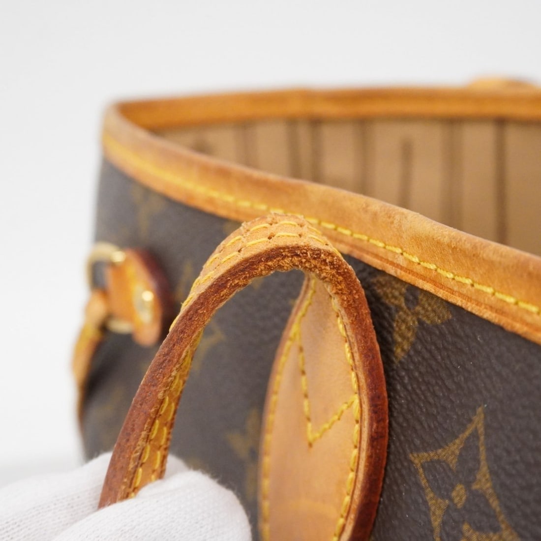 Chanel shoulder bag - 11