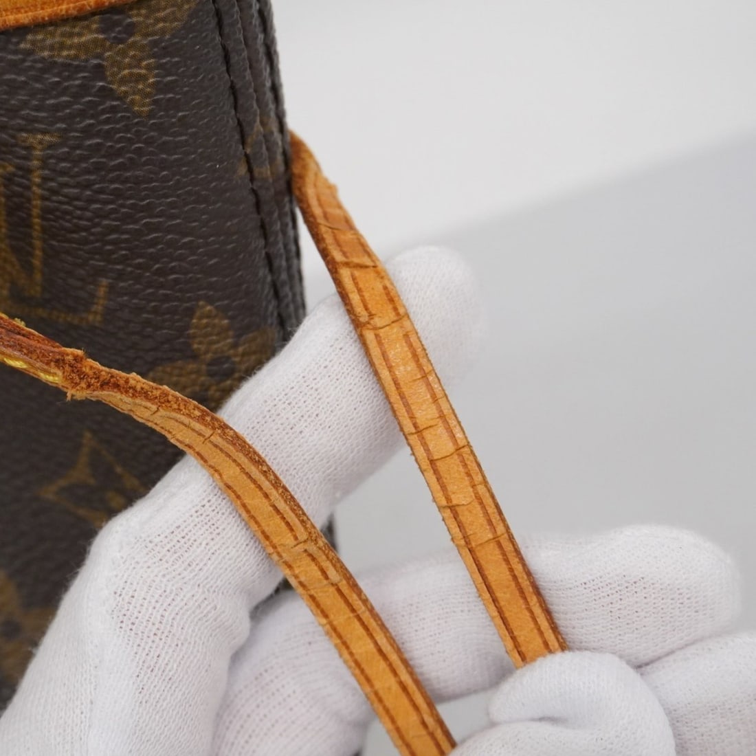 Chanel shoulder bag - 12