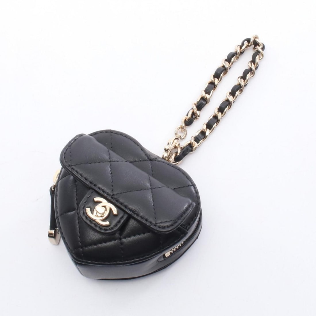 CHANEL Matelasse Mini Heart Charm Accessory, Lambskin Leather, Women's, Black, AP4838 (1 of 20)