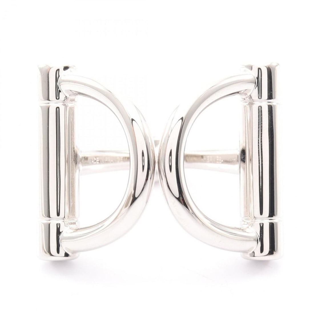 Hermes Hermès Mini Double D Scarf Ring, Metal, Silver, for Women: --- Catalog ---Category: DesignType: Scarf ringColor: SilverGender: WomenMaterial: Metal Category: GeneralBrand: HermesCategory: Physical PropertiesSize (HxWxD): 3cm x 3.6cm / 1.18'' x 1.41''--- Item