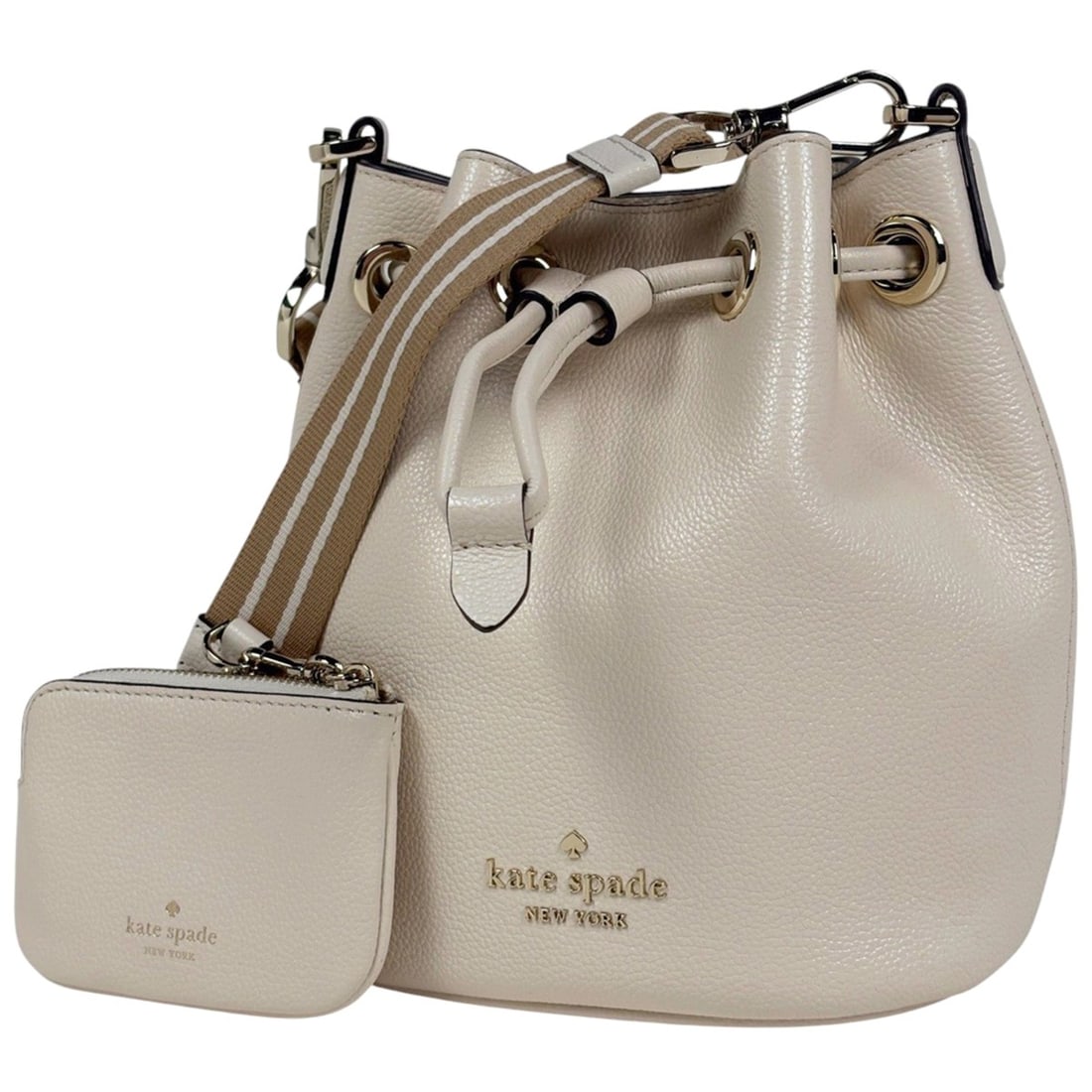 Kate Spade New York Logo Shoulder Bag, Drawstring Style, Leather, Ivory, KC740, Women's: --- Catalog ---Category: SizeSize (HxWxD): 19cm x 16cm x 10.5cm / 7.48'' x 6.29'' x 4.13''Category: DesignType: Pouch, Shoulder bagColor: IvoryGender: WomenMaterial: Leather Category: GeneralMPN: KC74
