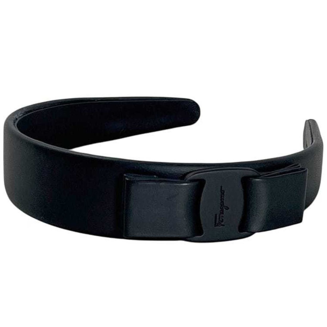 Salvatore Ferragamo Headband ec-24894 Black Vara Leather Ribbon Women's: --- Catalog ---Category: SizeSize (LxW): 3.2cm / 1.25''Category: DesignType: Alice bandColor: BlackGender: WomenMaterial: LeatherCategory: GeneralBrand: Salvatore Ferragamo--- Item List ---Section: Co