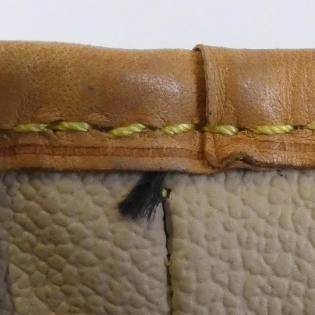 Cartier Trinity Small Ring - 10