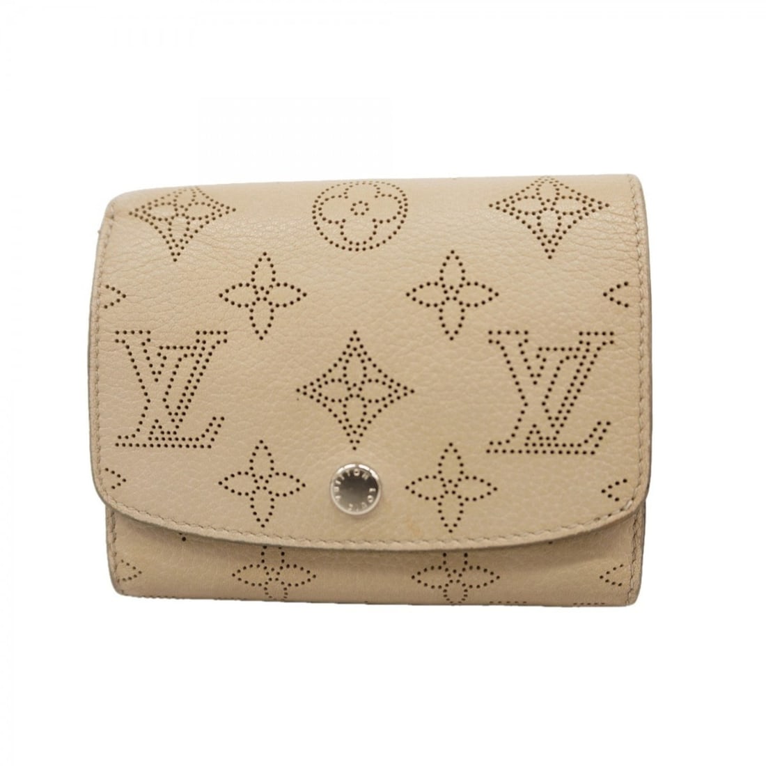 Louis Vuitton Mahina Wallet Iris Compact M68671 Bloom Women's: --- Catalog ---Category: SizeSize (HxWxD): 10.5cm x 12cm x 3.5cm / 4.13'' x 4.72'' x 1.37''Category: DesignType: Wallet (bi-fold)Gender: WomenCategory: GeneralMPN: M68671Brand: Louis Vuitton--- Item L