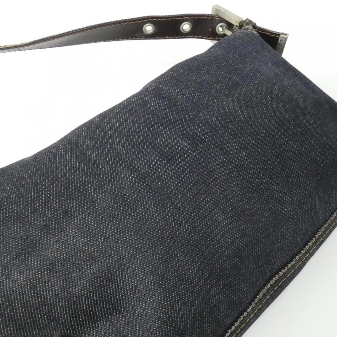 Fendi 26424 handbag - 4