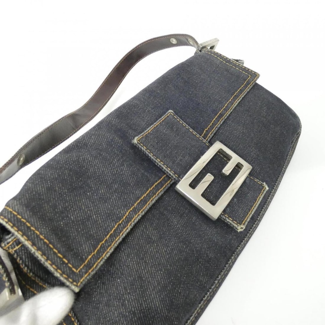 Fendi 26424 handbag - 5