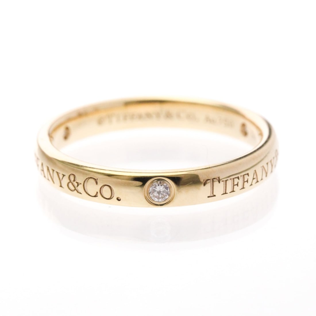 Tiffany Flat Band Ring 3P Diamond Pink Gold (18K) Fashion Diamond Band Ring Pink Gold: --- Catalog ---Category: SizeWidth: 2.9mm / 0.11''Weight: 3g / 0.1oz.JP Size: 12US Size: 6-6.5Category: DesignType: Band ringColor: Pink goldMetal: GoldStone: DiamondStyle: FashionGender: