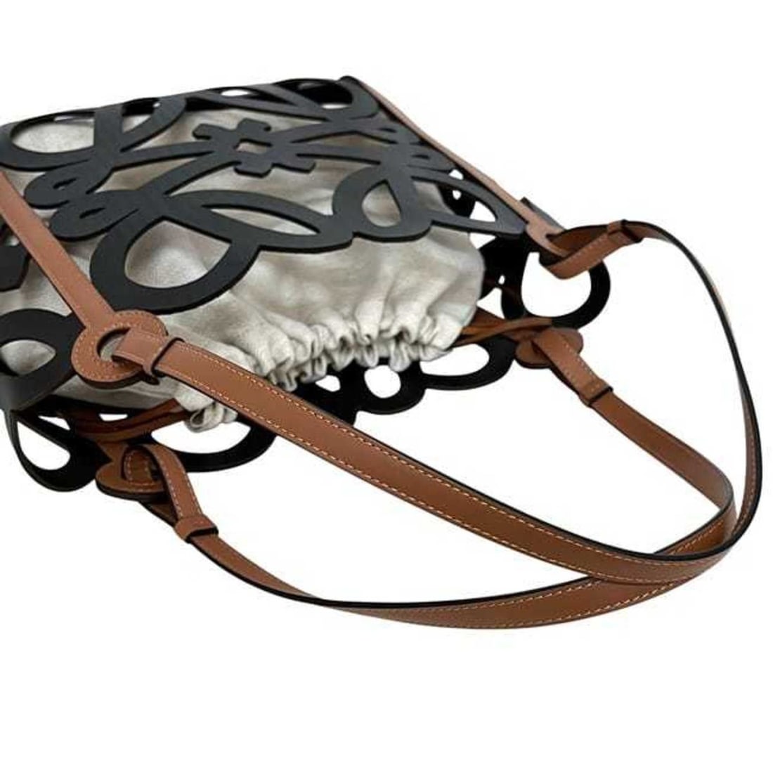 Cartier Anniversary Ring - 7