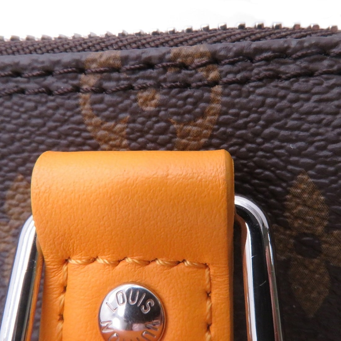 Chanel Earrings - 10