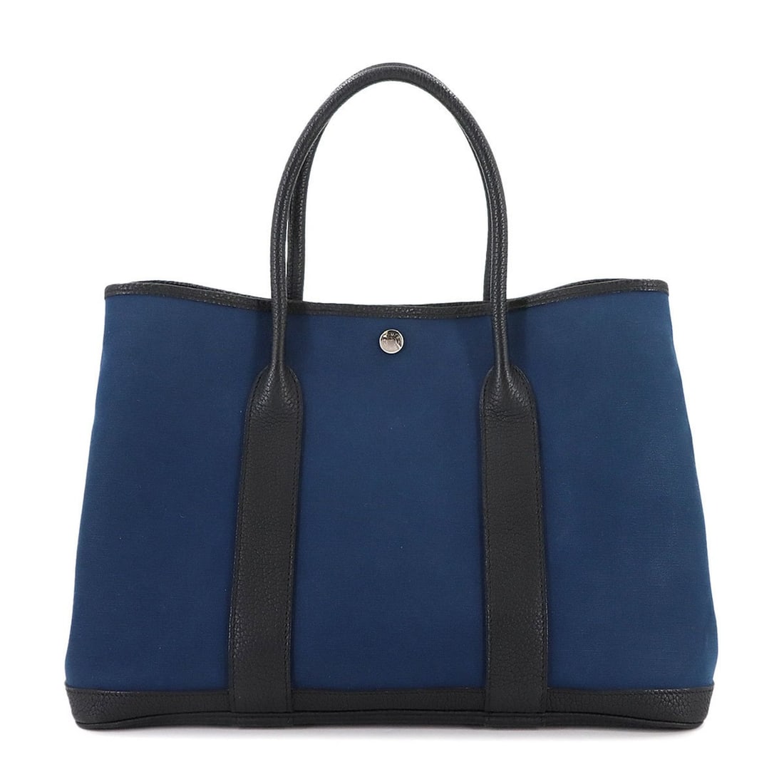 Hermes Hermès Garden Party 36 PM Tote Bag, Toile Officier Leather, Navy Blue/Black, C Stamp, Silver: --- Catalog ---Category: SizeSize (HxWxD): 24cm x 36cm x 17cm / 9.44'' x 14.17'' x 6.69''Category: DesignType: Tote bagColor: Black, NavyGender: WomenMaterial: Toile officier , Leather Category: Gener